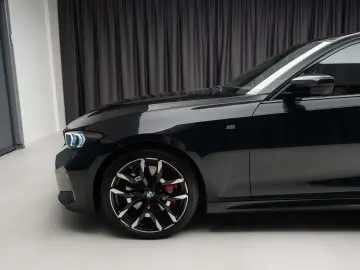 BMW 320I XDRIVE
