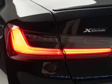 BMW 320I XDRIVE