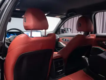 BMW 320I XDRIVE