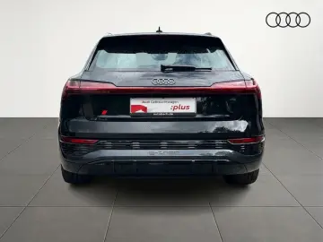 AUDI Q8 e-tron S line 55 Matrix Luftfederung Standkli