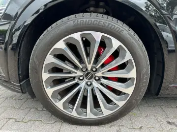 AUDI Q8 e-tron S line 55 Matrix Luftfederung Standkli