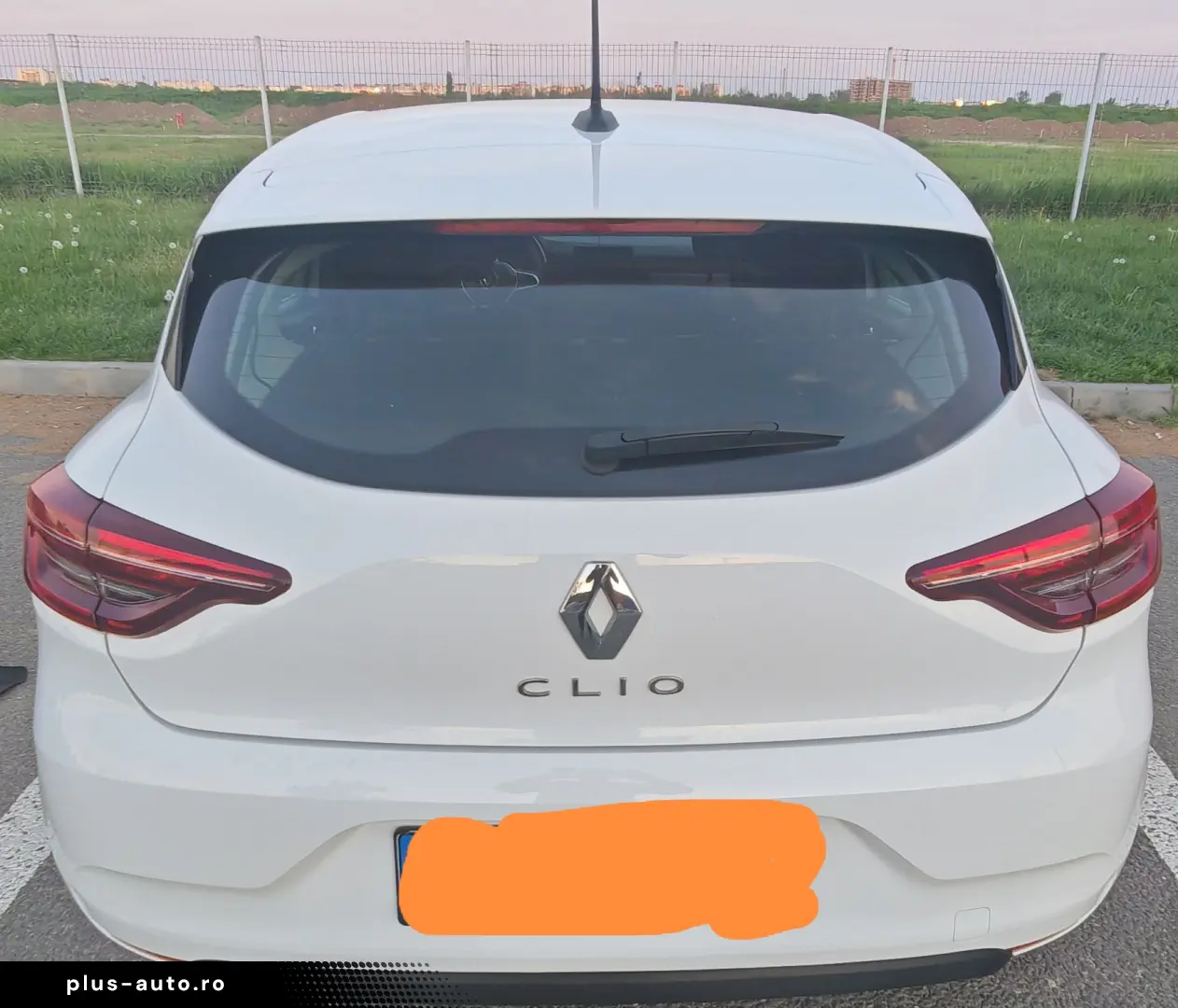 RENAULT Clio 2022 — imagine 9