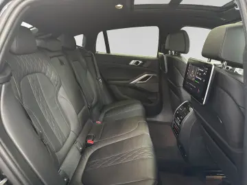 BMW X6 xDrive30d M Sport AHK Pano Standhzg. TV  22