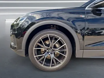 AUDI Q8 50 TDI qu S line MATRIX PANO STHZG Luft 22