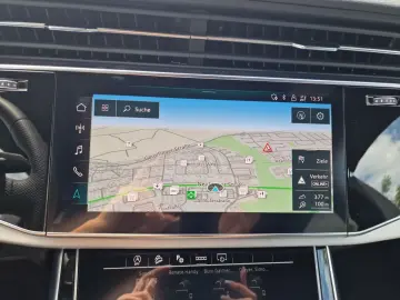 AUDI Q8 50 TDI qu S line MATRIX PANO STHZG Luft 22