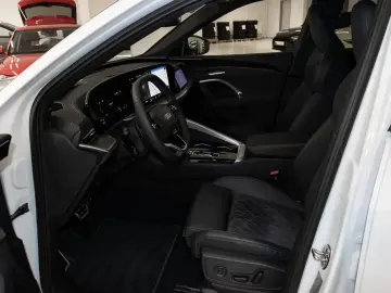 AUDI Q5 Sportback TFSI qu PassengerDisplay 360