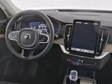 VOLVO XC90 T8 AWD Plus Bright Plug-In Hybrid Facelift