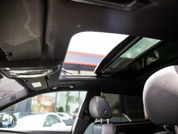 AUDI Q8 55 TFSI S-Line MATRIX PANO B&O ACC STHZG HuD