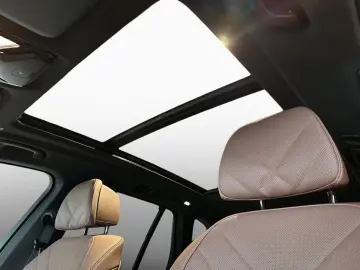BMW X5 xD30d M SPORT 2ACHS 7-Si AHK Pano Leas 815 0A