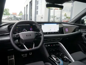 AUDI Q5 40TDI qu S line Edition Matrix 360 PassengerDisplay