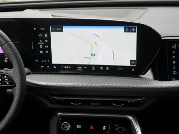 AUDI Q5 40TDI qu S line Edition Matrix 360 PassengerDisplay