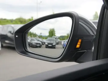 AUDI Q5 40TDI qu S line Edition Matrix 360 PassengerDisplay