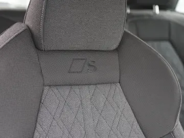 AUDI Q5 40TDI qu S line Edition Matrix 360 PassengerDisplay