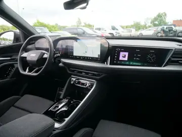 AUDI Q5 40TDI qu S line Edition Matrix 360 PassengerDisplay