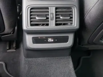 AUDI Q5 40TDI qu S line Edition Matrix 360 PassengerDisplay
