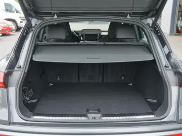 AUDI Q5 40TDI qu S line Edition Matrix 360 PassengerDisplay
