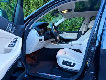 BMW X5 xDrive 45 e Panorama  Kamera 360  KeyLess