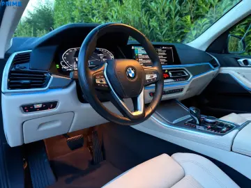 BMW X5 xDrive 45 e Panorama  Kamera 360  KeyLess
