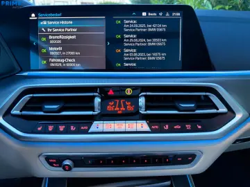 BMW X5 xDrive 45 e Panorama  Kamera 360  KeyLess