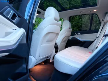 BMW X5 xDrive 45 e Panorama  Kamera 360  KeyLess