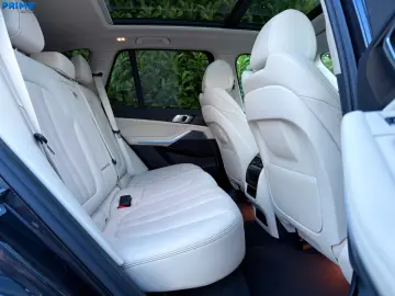 BMW X5 xDrive 45 e Panorama  Kamera 360  KeyLess