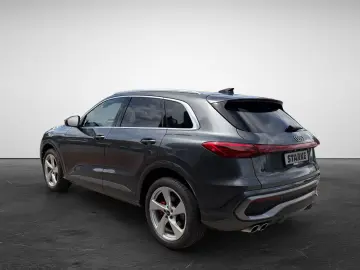 AUDI Q5 2.0 TDI qu S-Line PassDisplay 360