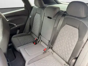 AUDI Q5 2.0 TDI qu S-Line PassDisplay 360