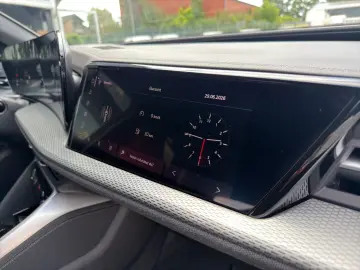AUDI Q5 2.0 TDI qu S-Line PassDisplay 360