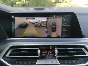 BMW X5 xDrive30d Laser AHK Pano HUD 360  B&O DA  4xS