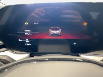AUDI Q5 SUV TDI qu edition one 360 ACC PassDisplay