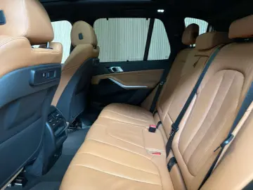 BMW X5 X5 xDrive45e  M-pakket  AHK  HUD  DAB  Pano