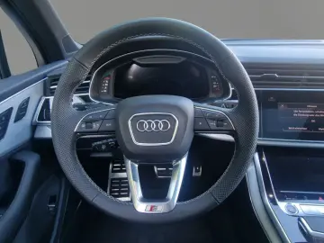 AUDI Audi Q7 TFSI qu S-Line 7S AHK PANO STHZ NACHTS.