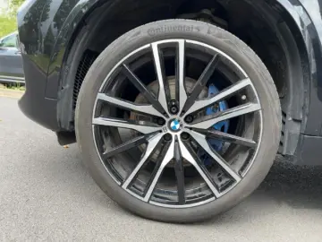BMW X5 xDr30d M-Sport HeadUp StandHZG Panorama