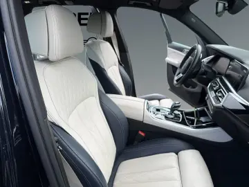BMW X5 xDrive30d M Sport Luftfederung 7 Sitzer 22 Zo
