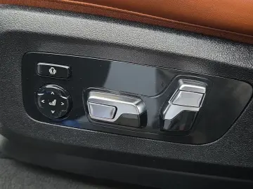 BMW X5 40 d xDrive M-Sport H-UP H&K LEDER PANO LED A