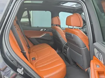BMW X5 40 d xDrive M-Sport H-UP H&K LEDER PANO LED A