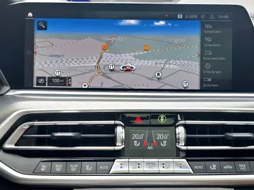 BMW X5 40 d xDrive M-Sport H-UP H&K LEDER PANO LED A
