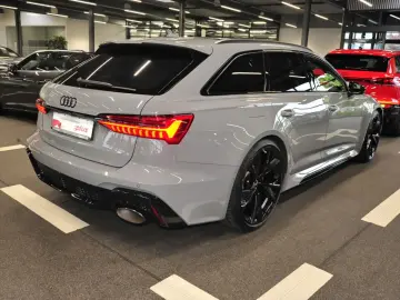 AUDI RS6 Avant quattro Performance HD-Matrix Pano B&O