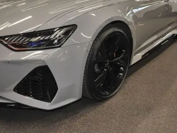 AUDI RS6 Avant quattro Performance HD-Matrix Pano B&O