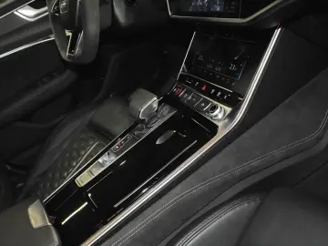 AUDI RS6 Avant quattro Performance HD-Matrix Pano B&O