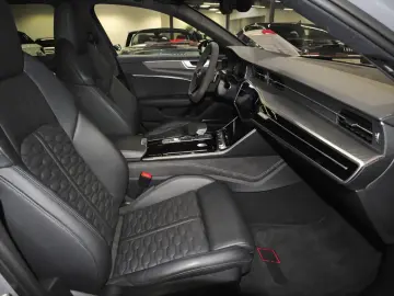 AUDI RS6 Avant quattro Performance HD-Matrix Pano B&O