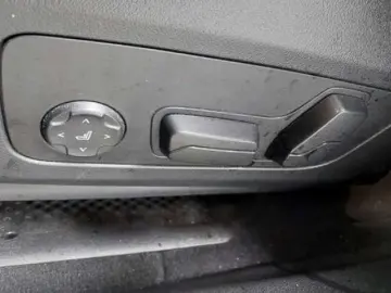 BMW X1 xLine Panorama AHK LED Harmon Kamara 23 d
