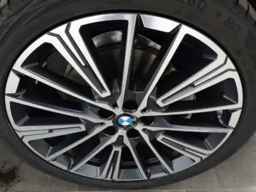 BMW X1 xLine Panorama AHK LED Harmon Kamara 23 d