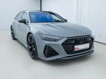 AUDI RS 6 Avant 4.0 TFSI TIPT QUA MATRIX PANO B&O HUD