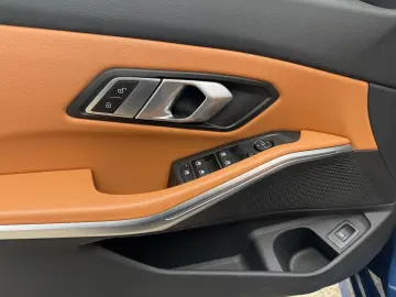 BMW 318 d Luxury Line CarPlay leder LED