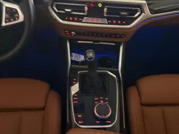 BMW 318 d Luxury Line CarPlay leder LED