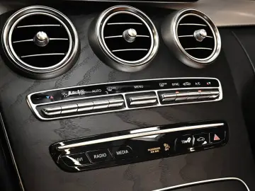 MERCEDES-BENZ C 300 d Cabriolet AMG Sport AHK LED 360  NAVI
