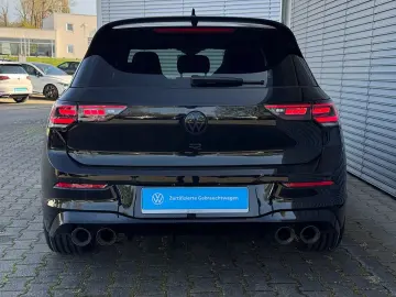 VW Golf VIII R 2.0 BLACK  PERFORMANCE H&K LEDER