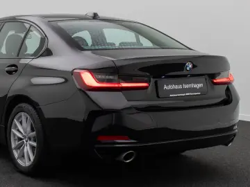 BMW 318i DAB PDC Widscreen Geschwindigkeitsreg LED