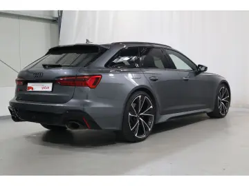 AUDI RS6 Avant 4.0 TFSI quattro Pano MatrixLED Head-U